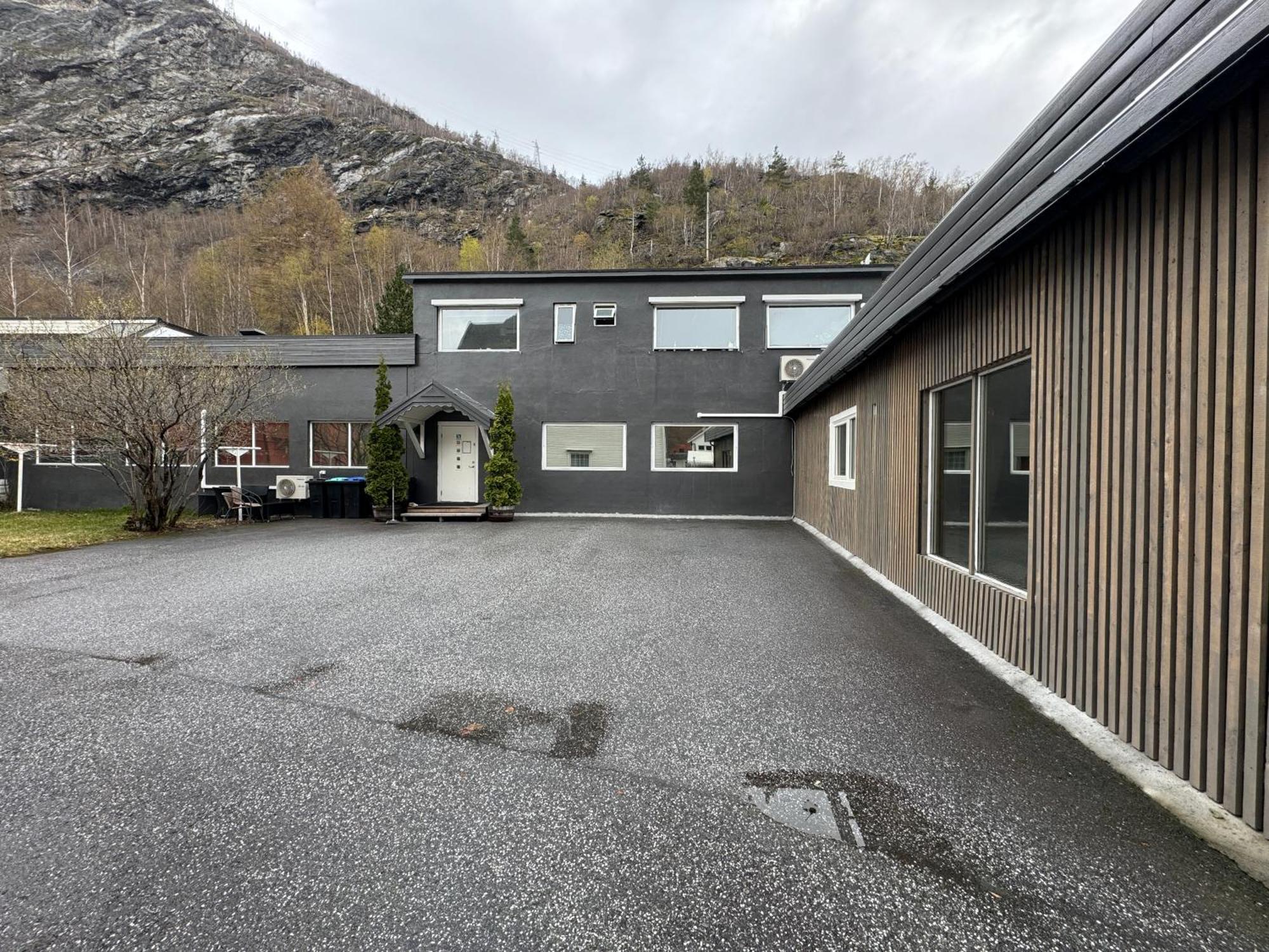 Den Vesle Sjarmoren As The Most Central Place In Ardal ! Free Parking On The Site ! Экстерьер фото